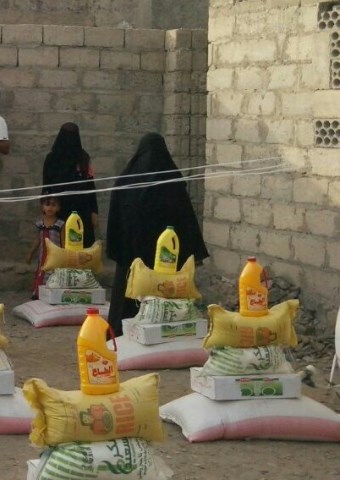 VOM helped provide aid to suffering Christian families in Yemen.