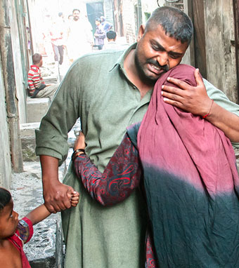 Photo of grieving family