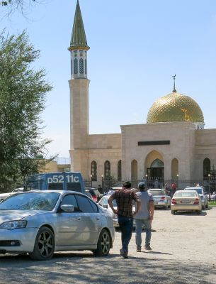 93% of Kyrgyz are Sunni Muslims.