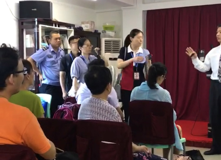 Authorities arrested Pastor Huang Xiaoning mid-sermon. (Photo: China Aid)