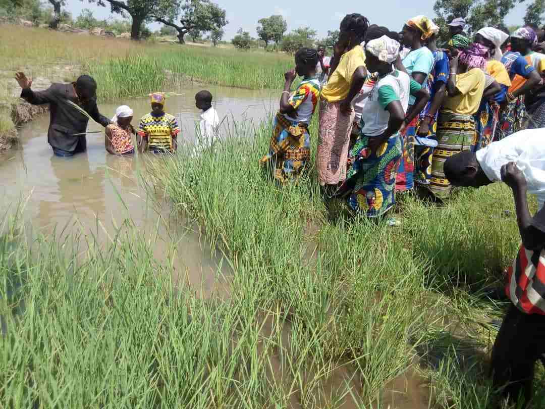 Seven disciples developed five brand new churches in various villages.