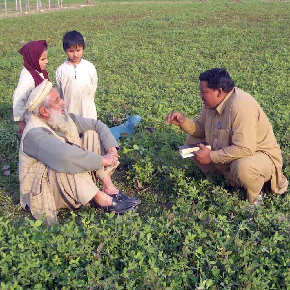 Sharing the gospel is risky in Pakistan, but there are many faithful brothers and sisters who are faithfully telling others about Christ.