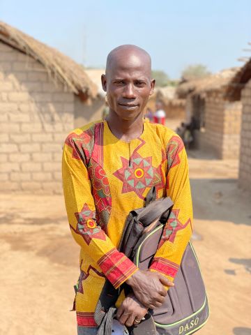 After losing his family in an attack on his church in 2014, Ipolite has found healing through a VOM-sponsored training in trauma ministry.