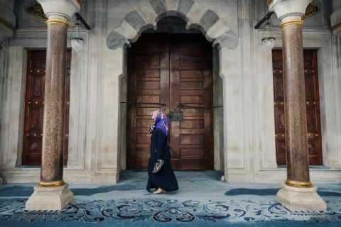 Reem became curious about Christ after having dreams about Him. Pray for her salvation.