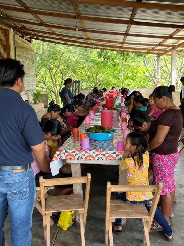 Children and parents gather for a meal at an Outreach Base in Chiapas, Mexico.