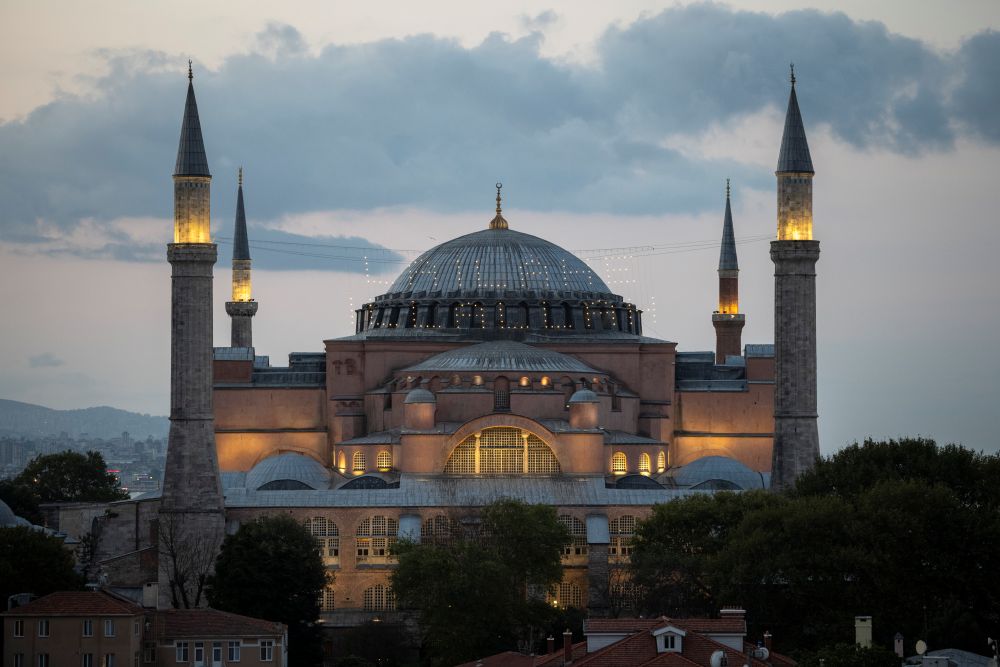 Turkish officials in cities like Istanbul have been increasingly deporting Iranians.